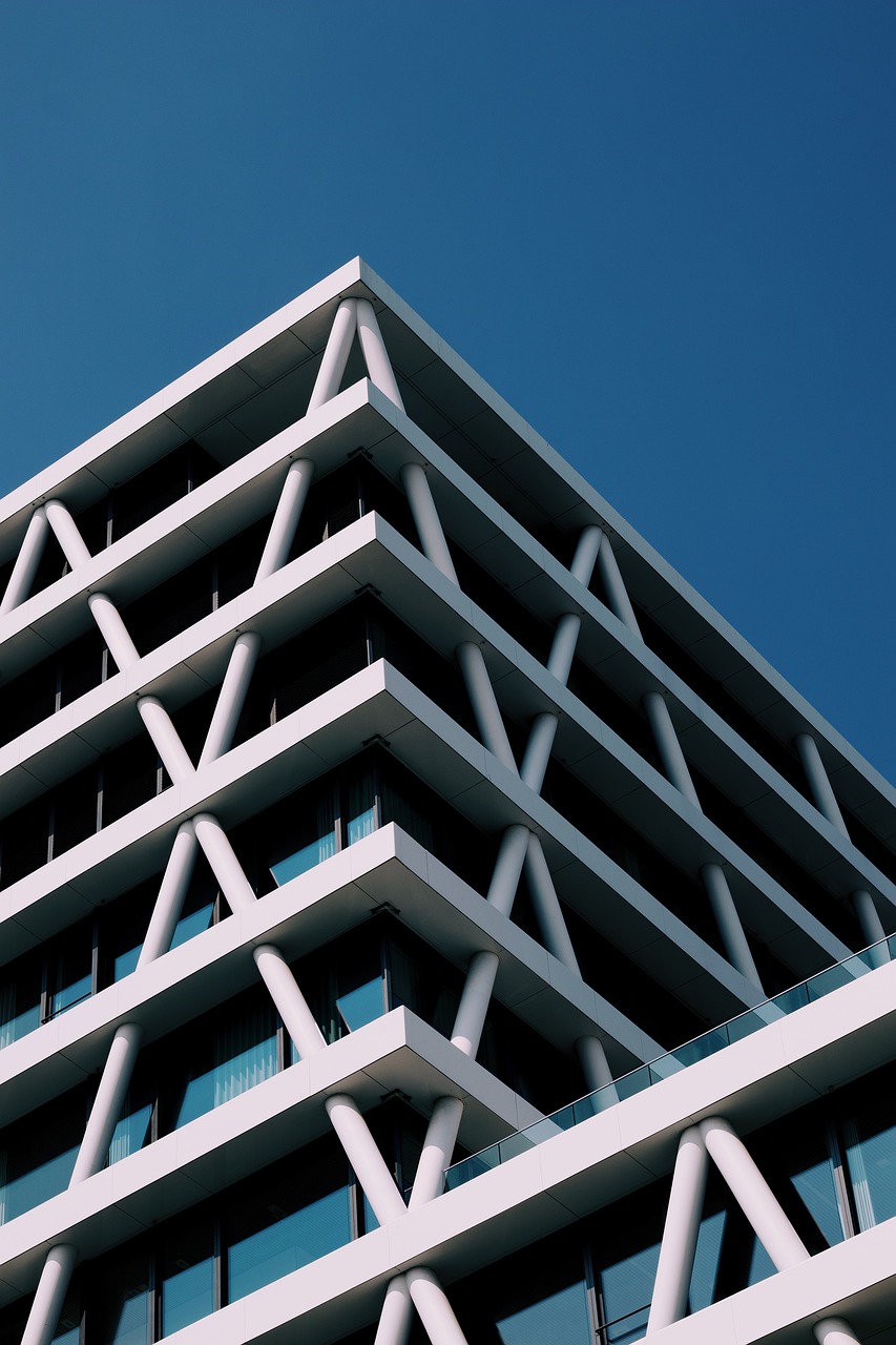 erfahren sie, wie immobilienbewertung funktioniert und welche faktoren den wert einer immobilie beeinflussen. entdecken sie die besten methoden zur präzisen bewertung von immobilien für käufer und verkäufer.