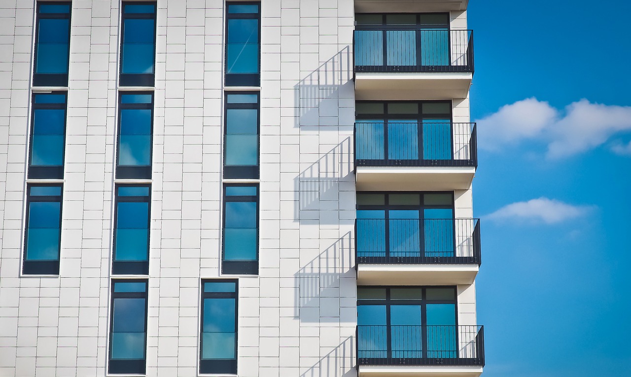 entdecken sie innovative lösungen und expertentipps für den hausbau. von der planung bis zur fertigstellung – gestalten sie ihr traumhaus mit unseren umfassenden informationen und ressourcen.
