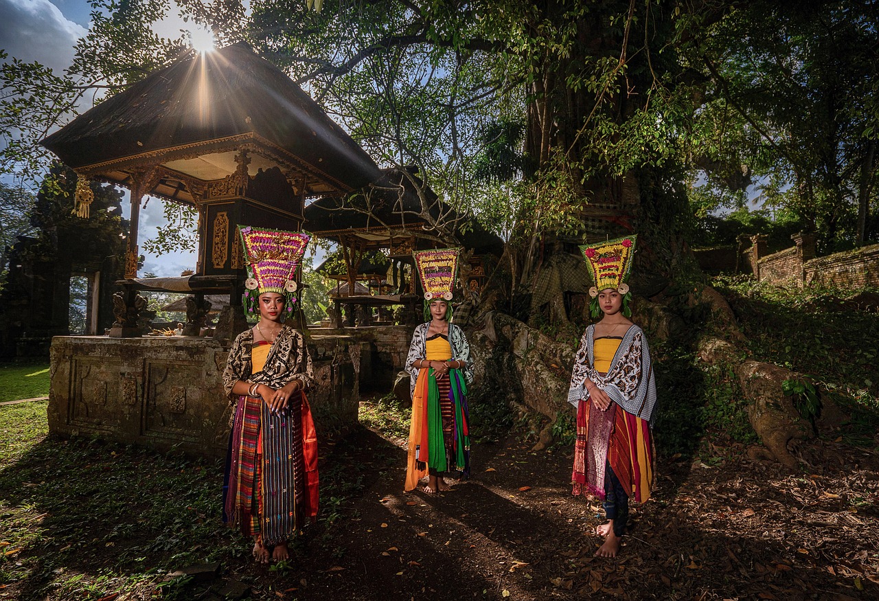 entdecken sie die faszinierende welt der frauenkultur, wo vielfalt, kreativität und inspiration im mittelpunkt stehen. erleben sie geschichten, traditionen und moderne strömungen, die das leben von frauen weltweit prägen.